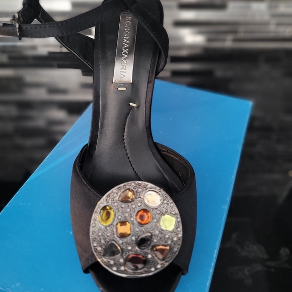 BCBG HEEL SANDALS - Picture 7 of 9